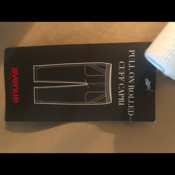 Capris - Picture 4 of 5